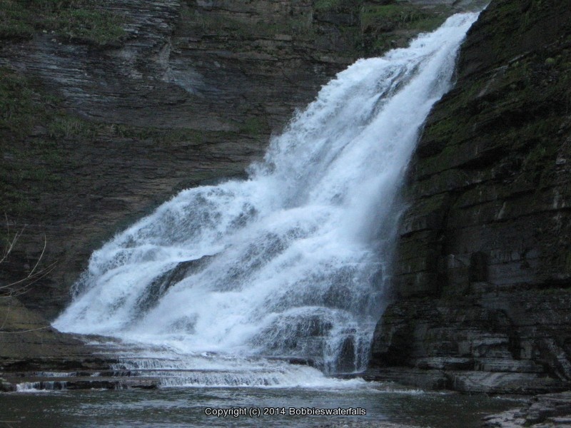 LUCIFER FALLS TOMPKINS CENTRAL NY 5-6-2012_00008.JPG